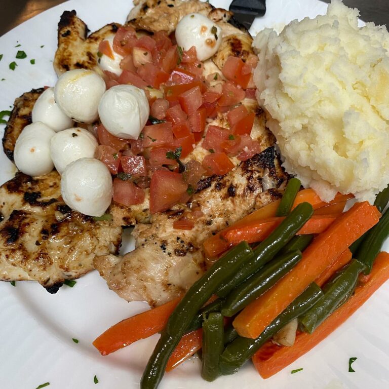 187030908 10165508976630045 4735805221101590468 n 768x768