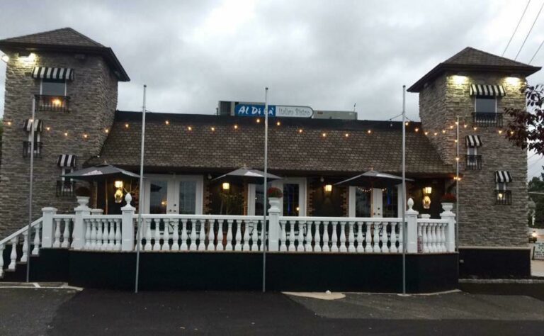 37610819 10155848291037106 8706373285698338816 n 768x474