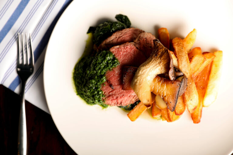 Bistro d Azur Day1 0425 web 1 768x512