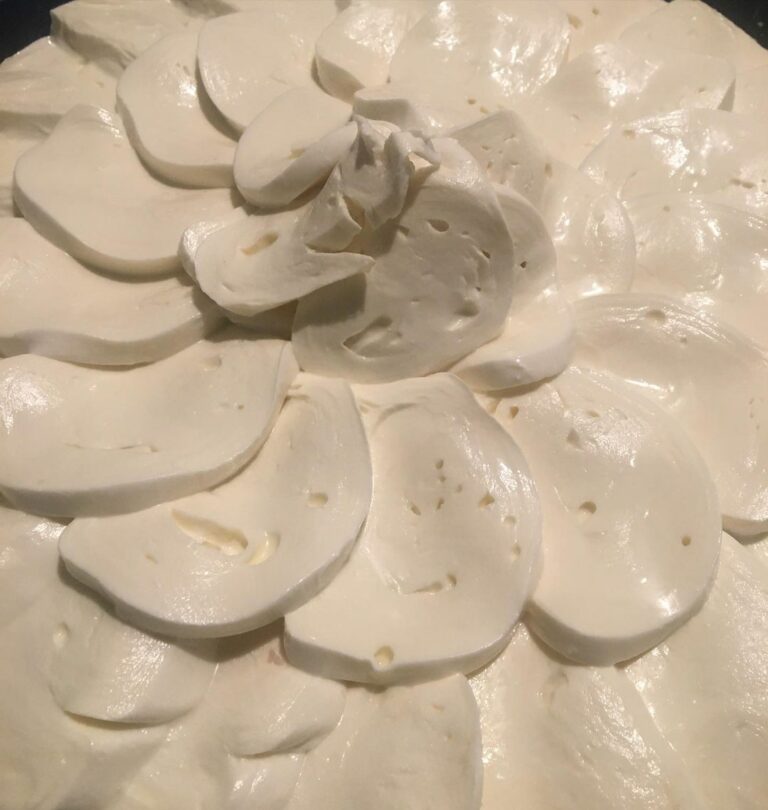 annabellasmozz 129202407 3168641749906687 5337181601021851812 n 768x810