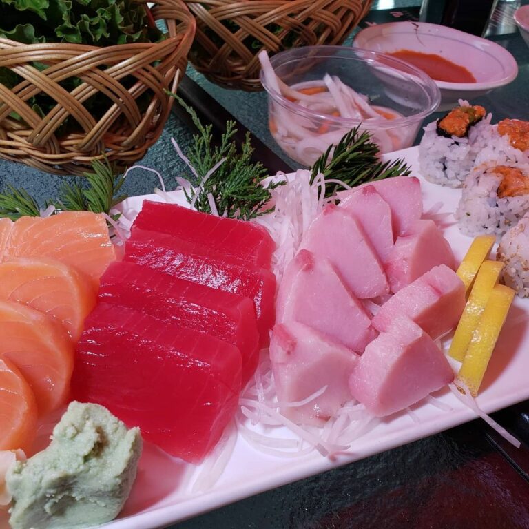 diningoutnj 113616522 284147523004358 4273645505050655866 n 768x768