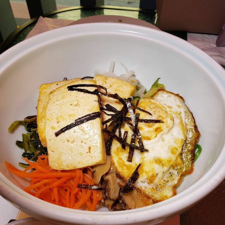 diningoutnj 116010472 165745968421788 5407727584964241919 n 768x768