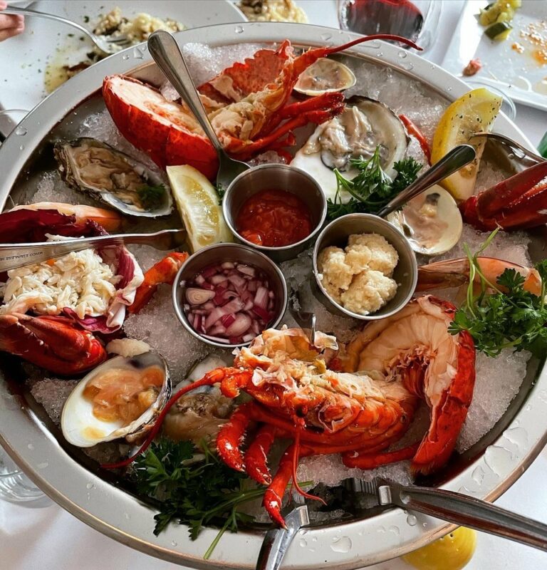 donatella seafoodtower 768x800