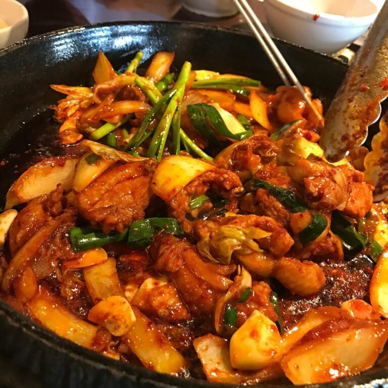 dongbanggrill 17662301 1001165076682716 7794043904709361664 n 768x768