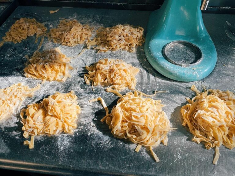 iachettiskitchen HomemadeFettuccineByChefSal 768x576