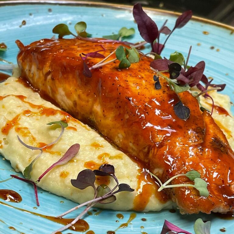 lolitasmexicancantina nb Chipotle honey glazed salmon 768x768