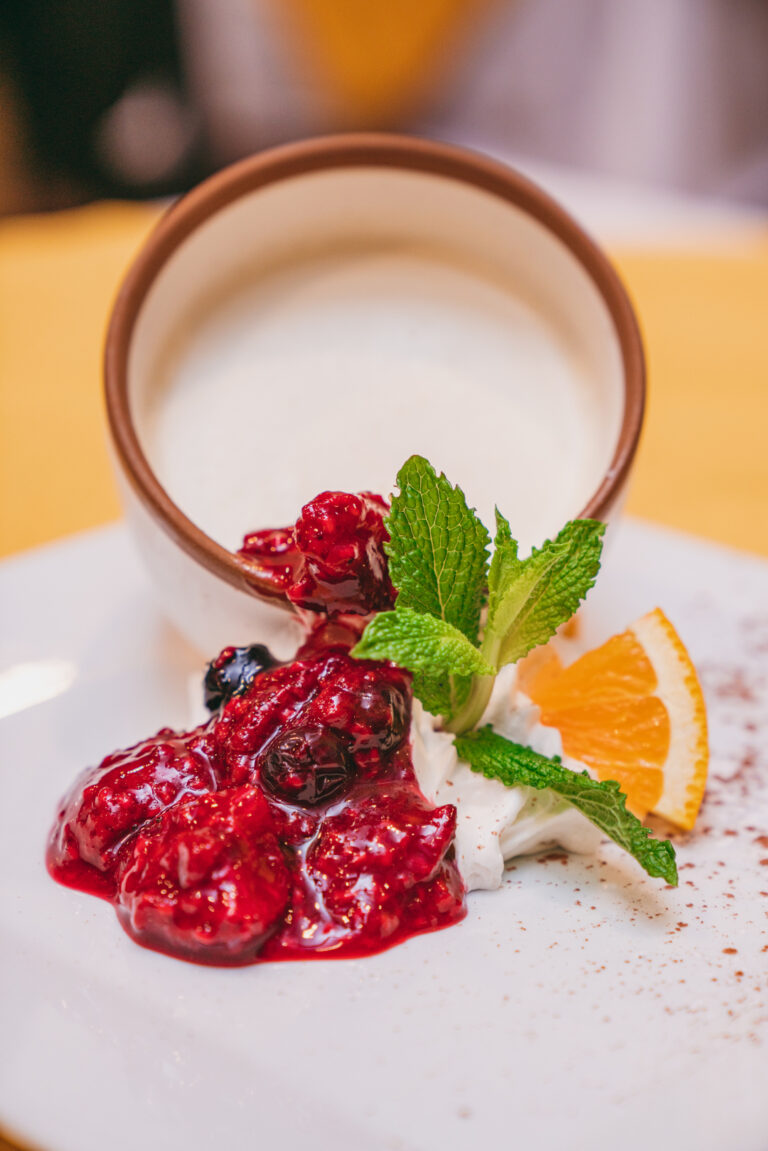 22 7 8 Calandras 46 web 768x1151